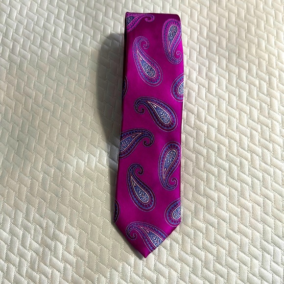 Michael Kors 100% Silk Necktie - Picture 1 of 3